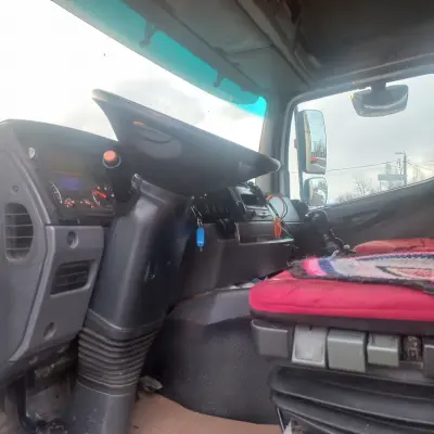 Грузовой тягач Mercedes-Benz Axor 1840L с полуприцепом SCHMITZ S01