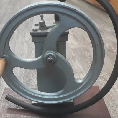 Насосы, двигатели, центрифуга