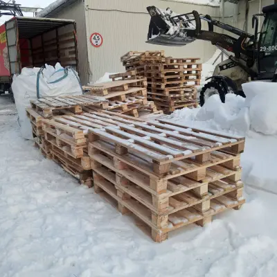 Продажа деревянных поддонов б/у 800*1200 и 1000*1200