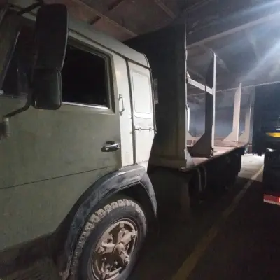 Камаз 53212  лесовоз