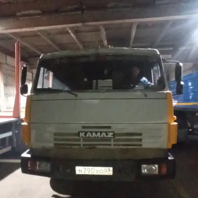 Камаз 53212  лесовоз